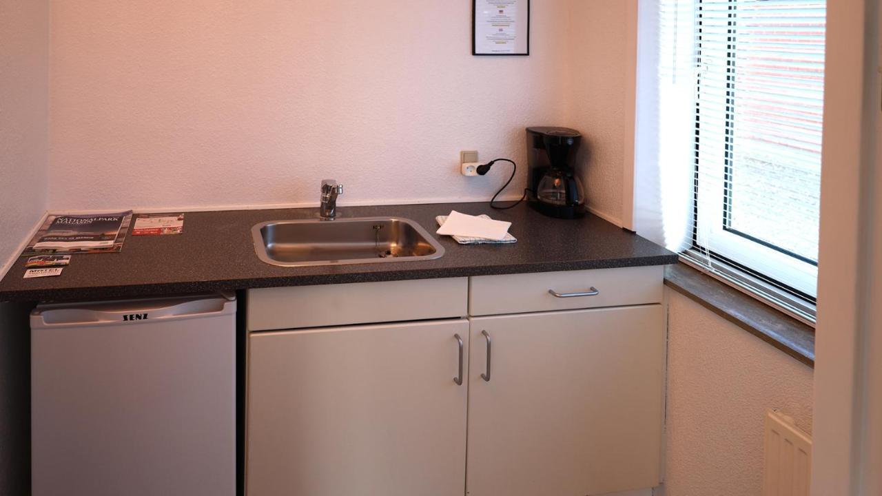 Motel Apartments